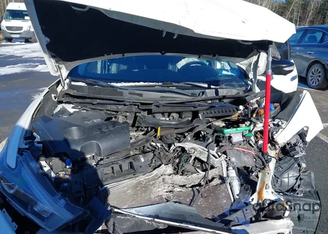 2017 Nissan Maxima 3.5 Platinum z USA, uszkodzony, nr VIN 1N4AA6AP0HC375046